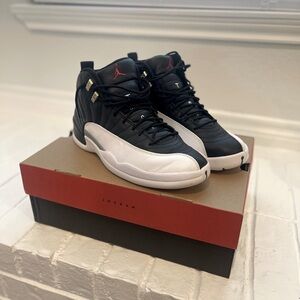 Air Jordan 12 - Retro (black/white/varsity red)